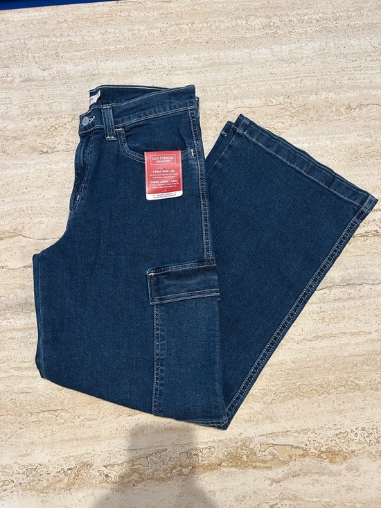 Signature by Levi Strauss Denim - NEW 🆕 Levi's Strauss Sigbature Indigo Blue Cargo Wide-Leg Jeans